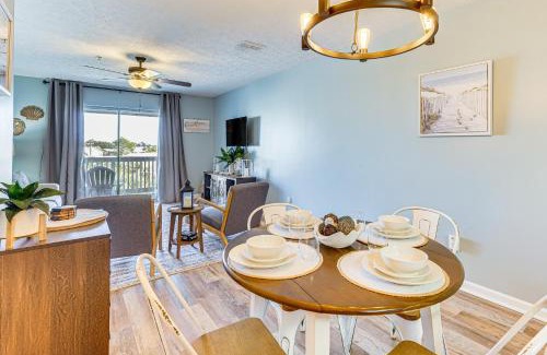 Bahama Beach Apartamento | Walk to Beach Condo with Balcony in PCB!