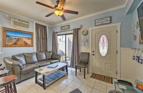 Brigantine Apartamento | Walk to Beach Coastal Brigantine Condo with Patio!