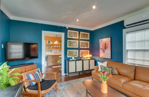 San Jacinto Casa | Walk to Beach Galveston Home with Hot Tub