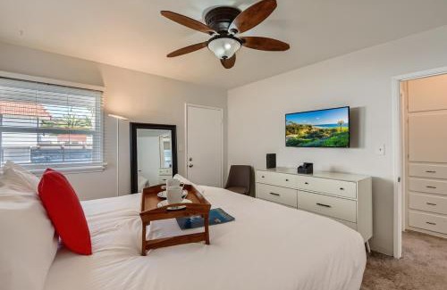 San Clemente Apartamento | Walk to Beach - KING Apt In #1 Area - AC