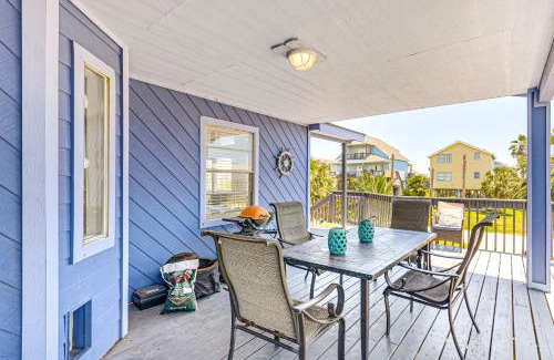 San Luis Casa | Walk to Beach Ocean-View Home with Deck in Freeport