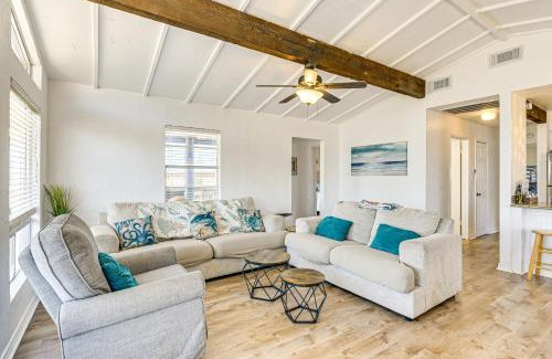 San Luis Casa | Walk to Beach Ocean-View Home with Deck in Freeport