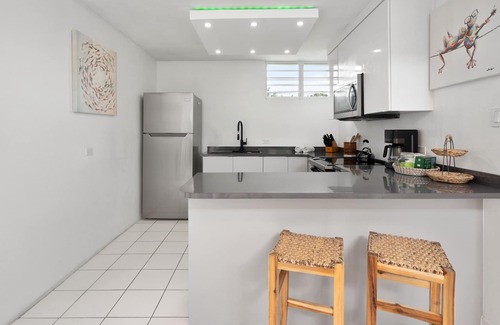 Rio Abajo Casa | walk to beach or swim in the pool, 4 bedrooms by RedAwning