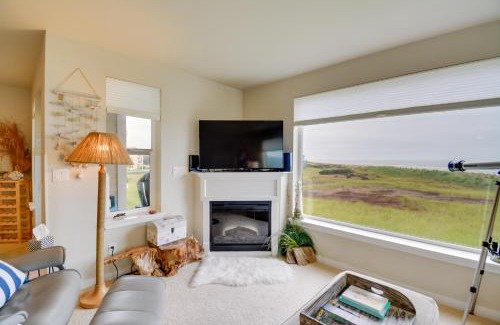 Westport Apartamento | Walk to Beach Panoramic Splendor Westport Condo