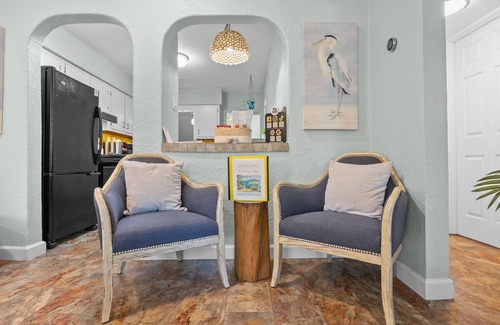 Cocoa Beach Cabaña | Seahorse-Mins to Beach, Pet Friendly, Firepit