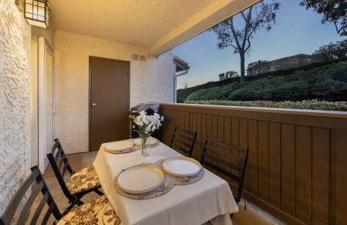 Monarch Beach Casa | Walk to Beach Pool Hot Tub Private Patio Parking Seabreeze Retreat