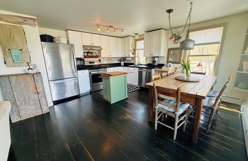 Biddeford Casa | A pie de playa, barrio tranquilo, perro amable