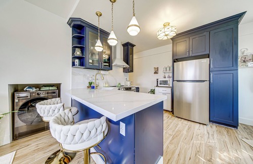 Anacortes Apartamento | Walk to Beach & Shops: Dtwn Anacortes Apartment!