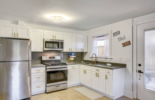 Somers Point Apartamento | Walk to Beach: Somers Point Apartment!