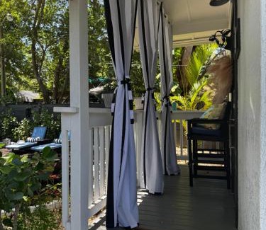 Fort Myers River District Apartamento | Walk to Best Eats and Shops and Stay in Style