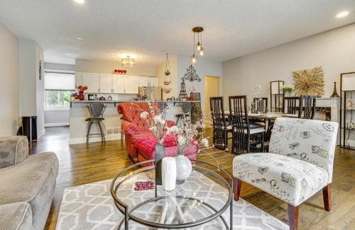 Whittier Casa | Walk to Bites and Whittier Park Uptown Getaway!