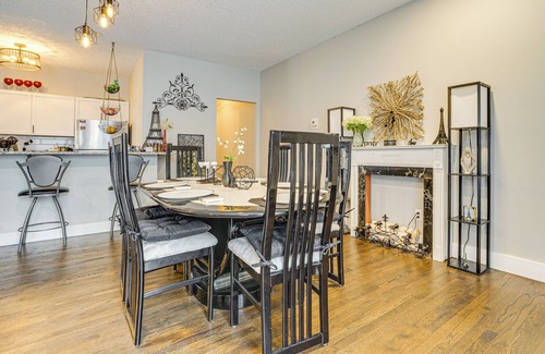Whittier Casa | Walk to Bites & Whittier Park: Uptown Getaway!