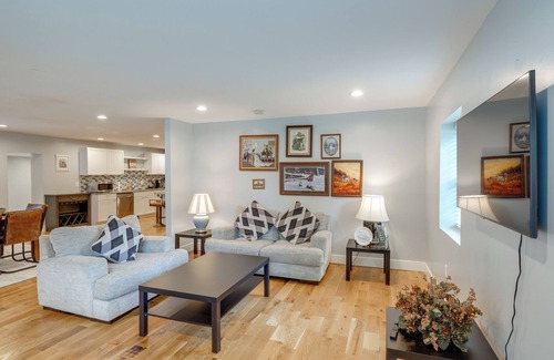 Utica Casa | Walk to Boat Ramp: Fenced Home in Jeffersonville!