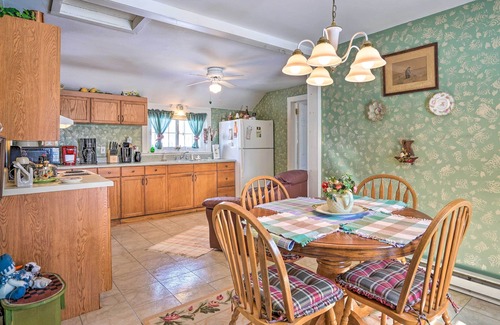 Mayville Cabaña | Walk to Chautauqua Lake: Mayville Getaway!