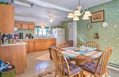 Mayville Casa | Walk to Chautauqua Lake Mayville Getaway!