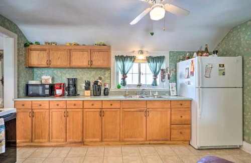 Mayville Casa | Walk to Chautauqua Lake Mayville Getaway!