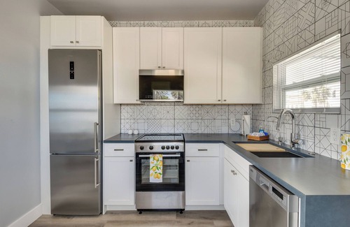 Rogers Seabreeze Apartamento | Walk to Daytona Beach & Boardwalk: Apt w/ Balcony