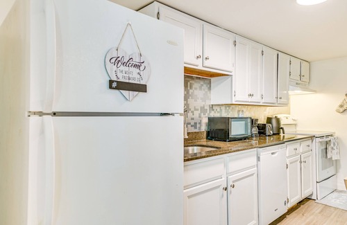 Albany Apartamento | Walk to Downtown Albany: Ten Broeck Triangle Apt!