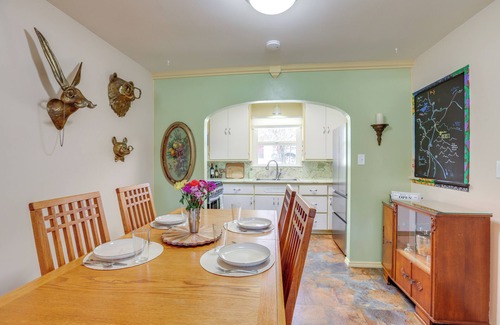 Atascadero Cabaña | Walk to Downtown Atascadero: Cottage w/Sunroom!