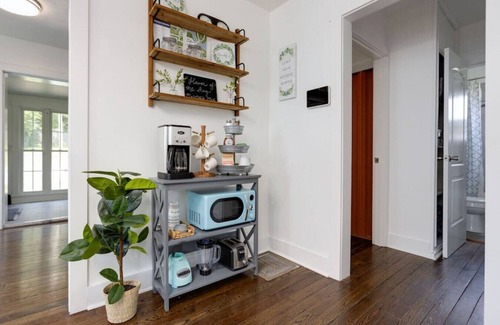 Columbia Casa | Walk to Downtown Columbia*Fenced Yard*Pet-Friendly