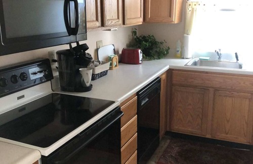 Mystic Apartamento | Walk To Downtown & Seaport!