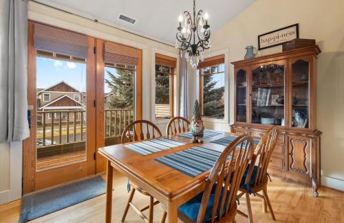 Sisters Casa | Walk to Downtown Sisters - 2BDR - Perfect Location