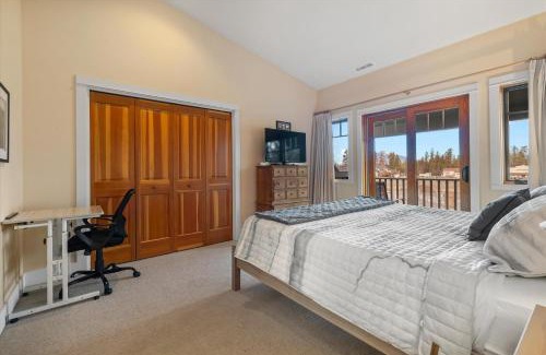 Sisters Casa | Walk to Downtown Sisters - 2BDR - Perfect Location