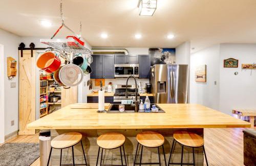 Fairbanks Casa | Walk to Dtwn Dog-Friendly Retreat in Fairbanks!