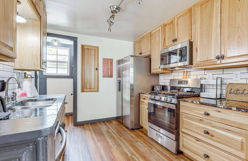 Canon City Casa | Walk to Dtwn: Home w/ Vintage Charm in Cañon City!