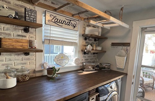 Annapolis Cabaña | Walk to everything! Downtown Historic Annapolis “Arts District”
