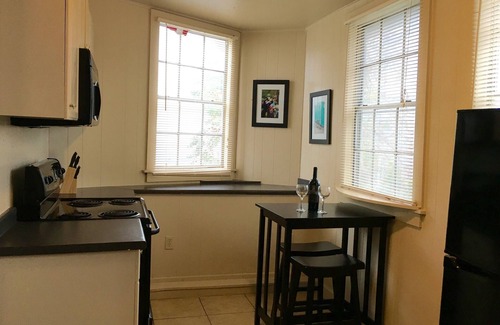 Algiers Point Apartamento | Nola Charmer Caminar a Ferry, 3. 5 blks de distancia-7 minutos de viaje al Barrio Francés