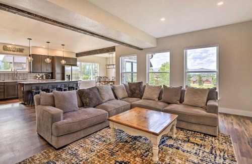 Grand Elk Ranch Casa | Walk To Golf Modern Mtn-View Home in Granby