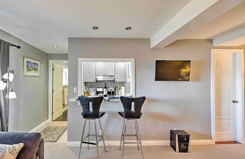 Point Richmond Apartamento | Estudio de lujo con bañera de hidromasaje y vistas a la bahía de San Francisco.