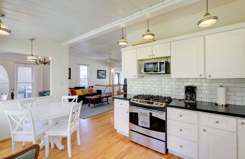 Village of La Jolla Cabaña | Walk to La Jolla Cove: Dtwn Cottage w/Ocean View!