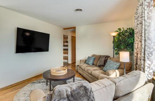Glenwood Casa | Walk to Lake Beach Glenwood Vacation Rental!