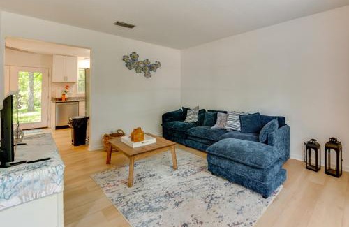 Tallahassee Casa | Walk to Lake Munson Tree-Filled Tallahassee Gem!