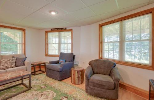 Laconia Apartamento | Walk to Lake Winnisquam Access Cozy Retreat