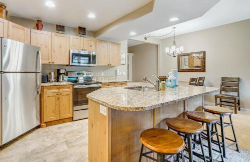 Copper Mountain Village Apartamento | Walk to Lifts Copper Mtn Condo in Center Village!