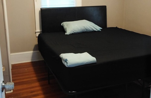 North Charlotte Casa | Walk To LightRail & NoDa Shops, Private Bedroom