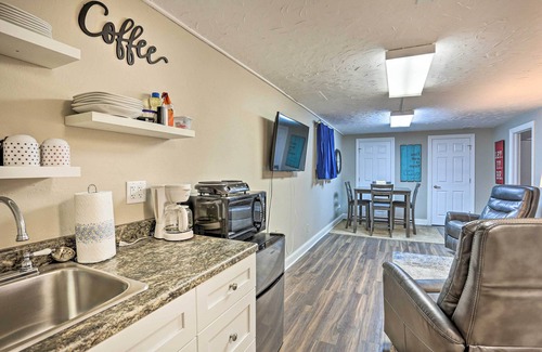 Sturgis Apartamento | Walk to Main St: Sturgis Apt w/ Grill!