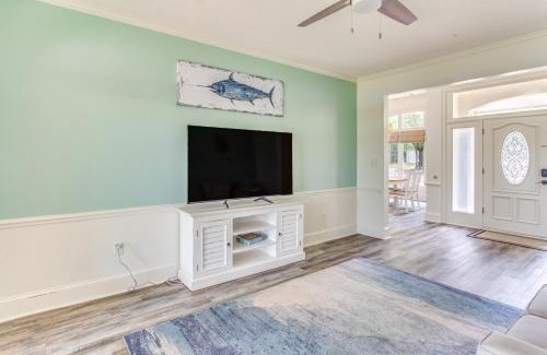 Little River Casa | Walk to Marina Pet-Friendly Little River Home!