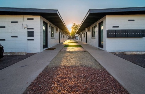 Riverside Apartamento | Walk to Mill Avenue - Studio Apartment