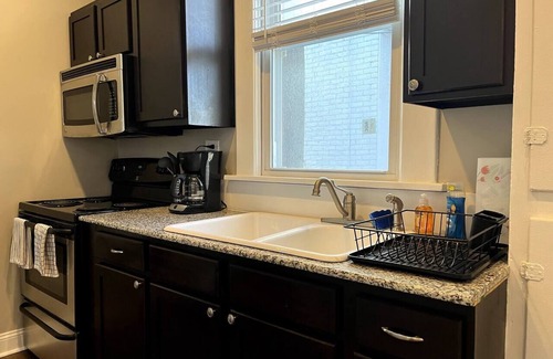 West Columbus Casa | Walk to Mount Carmel | Pet Friendly