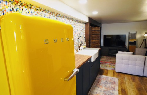 City Park West Apartamento | Walk to Music, Cafe, Bars, Food & Hospital in Central Denver. Turo + 420 ok!