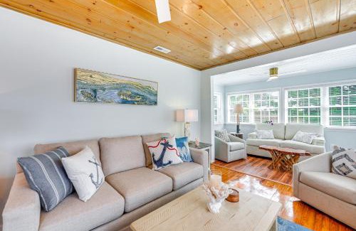 Atlantic Beach Casa | Walk to Ocean Pearl Cottage in Atlantic Beach