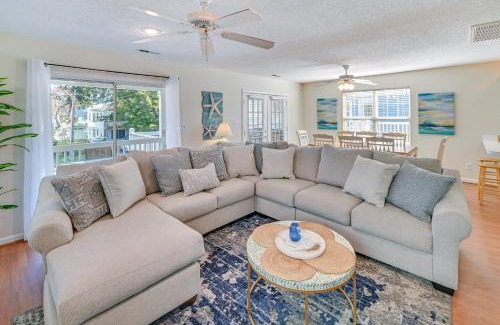 Surfside Beach Casa | Walk to Ocean Surfside Beach Gem with Private Pool