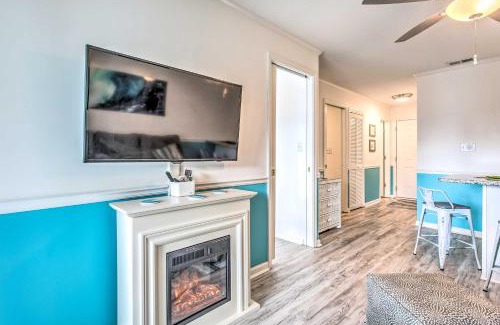 Surfside Beach Apartamento | Walk to Ocean Surfside Beach Condo with Pool Access