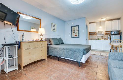 Old Orchard Beach Apartamento | Walk to Old Orchard Pier Cozy Beachfront Condo!