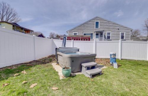 Old Orchard Beach Casa | Walk to OOB Pier Family-Friendly Home with Hot Tub!