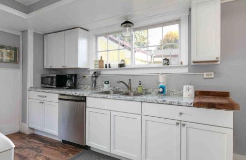 Watkins Glen Casa | Walk To Parks, Dining & Lake! Game Room! Hot Tub!